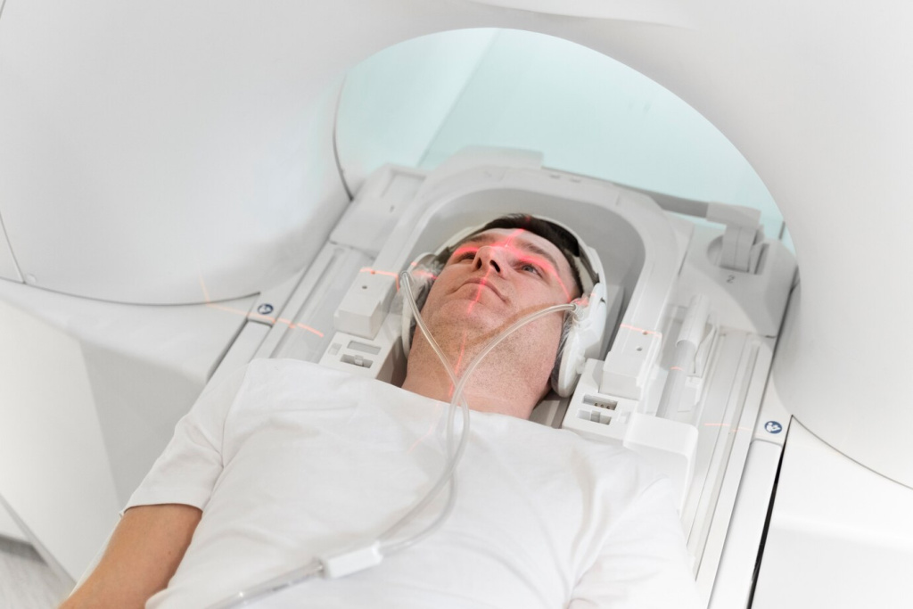 high-angle-patient-wearing-headphones_23-2149341548.jpg