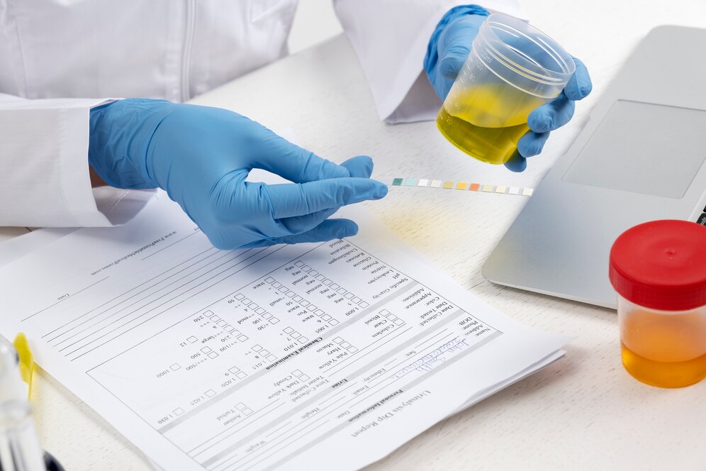 lab-doctor-performing-medical-exam-urine_23-2149372020.jpg